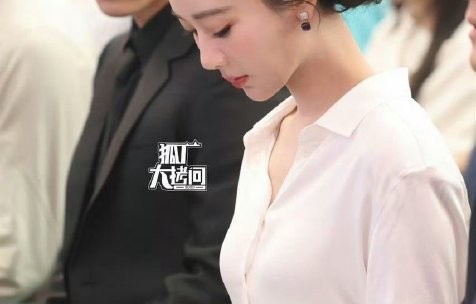 肖战杨紫这次同框是故意安排座位的吗？|肖兔崽紫|胡歌|剧组|白玉兰|两人