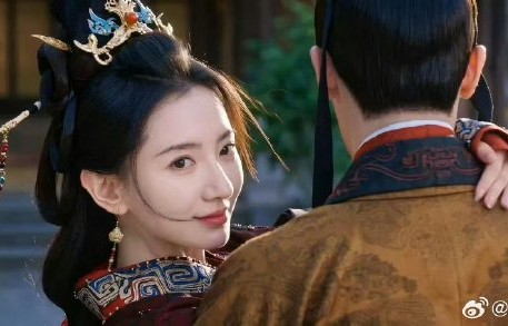 张婉莹出演于正AI短剧大玉儿，颜值获AI认证