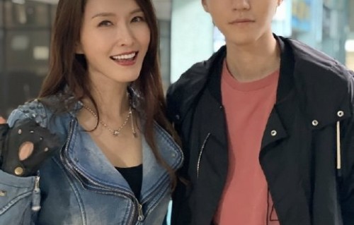 王俊凯、马天宇等人在浪姐7中担任的“乘风送考人”具体是什么角色？