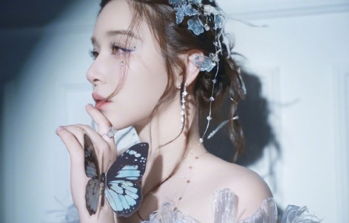 阚清子说自己在李小冉旁边像扇贝，具体是在什么节目里说的？