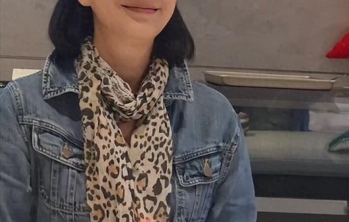 前TVB花旦近况曝光！丈夫曾因公司经营不善破产，如今转行当老师