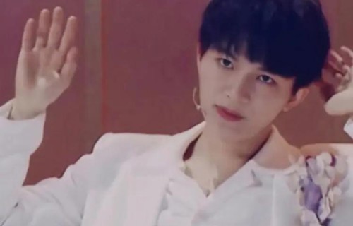 唱功天花板周深改套路？唱 “实” 变多的背后，是在找歌曲的灵魂|高音|光亮|情感|听众|技巧