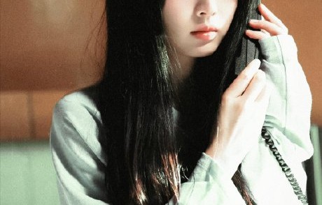 林知夏在《天才女友》中为何有落跑新娘桥段？