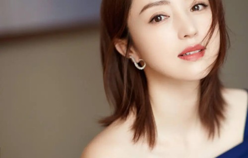演员董璇回应“至今无人发现丈夫张维伊优点”：私下里的他品性优秀，在舞台上专注发光的样子很打动我|日出|我们的爸爸|八大豪侠|牡丹江市|话剧