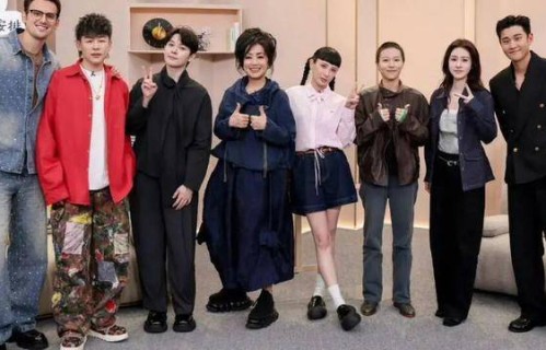歌手2026官宣双期赛制：7进4淘汰3人，2位联名嘉宾海报曝光|阿尔伯特·斯纳吉|海来阿木|锤娜丽莎|窦靖童|胡彦斌