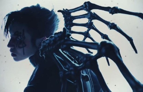 小鬼王琳凯新专MV引爆：耗时千万打造视觉神话，内娱“严父”重塑行业审美？