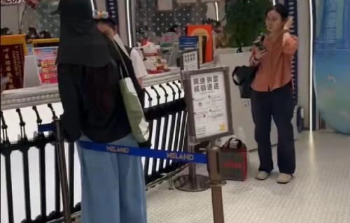 向佐郭碧婷女儿向芷为什么被称为小奶黄？