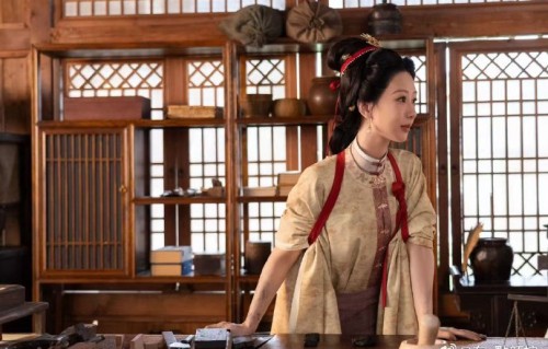 网友如何评价田本昌看杨紫和韩东君吻戏时的‘社死’真实反应？