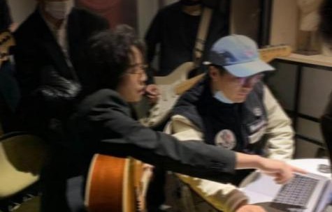 水木年华卢庚戌携新人录歌，水木年华20年要解散还是要换人？