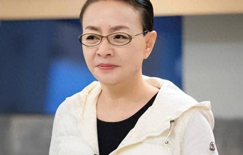 身价百亿，坐拥北京一条街，出门私人飞机，京圈顶级富婆都有谁？