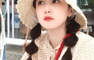 网友如何评价王玉雯和白鹿的闺蜜情？|我们的宿舍|化妆|素颜|友谊|春晚