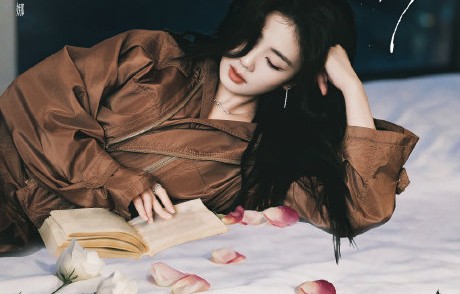王玉雯和白鹿的素颜友谊是怎么开始的？