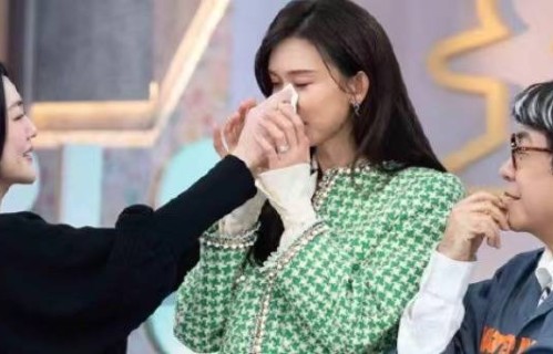 林志玲落泪鼓励小S，小S为其擦去眼泪，好闺蜜一辈子