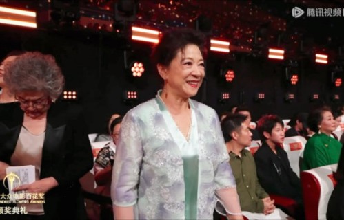 王馥荔为支持王骁演戏做过哪些事？
