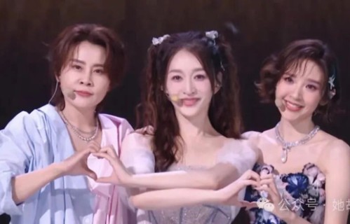 当下最火 流量王综艺!《乘风2026》二公分组和选曲来了