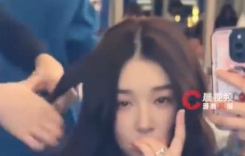 阚清子浪姐备赛晚上只睡了2个小时，“只要练不死就往死里练”