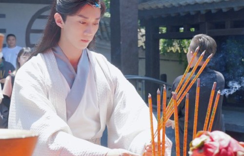 孙毅《齐大人，放我一条生路》开机 冷峻柔情上演先婚后爱|赵偲佟|流光引|张琳|回廊亭|遇见自己