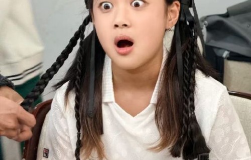 曾慕梅获得百花奖最佳新人提名，梅婷是如何庆祝的？