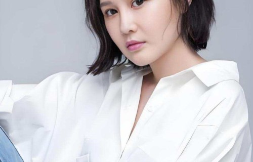 赵本山女儿球球上热搜，姐姐赵玉芳300万嫁妆封存17年，隐身平凡日子_直播_孩子_生活