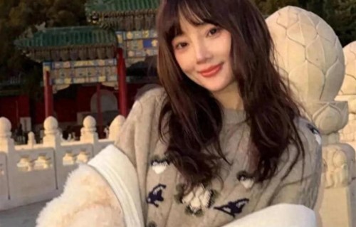 李小璐终于开口了，一开口就是重磅：2018离婚，女儿是她的软肋