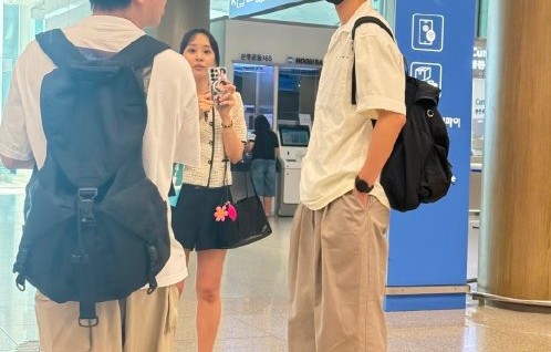 胡一天的新剧《天才女友》主要讲述了什么？