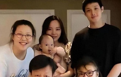 寇世勋三十年隐秘情感生活：家庭破裂的代价揭晓