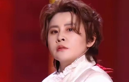 同为节目嘉宾的王濛，如何看待倪萍此次的赛制干预行为？