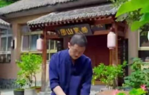周杰为何专程为李亚鹏昆明民宿开业捧场？