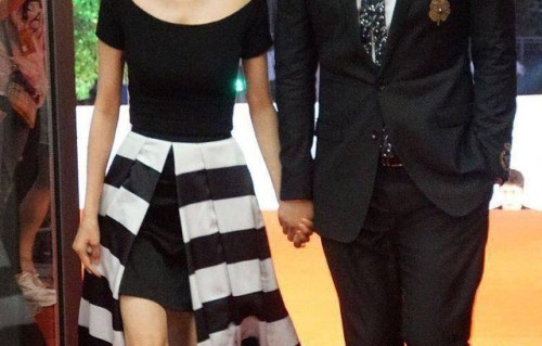 陈思诚和佟丽娅罕同框，只为给儿子庆生！10岁朵朵和小酒窝好般配|陈奕橦|董璇|路人们|离婚|票房