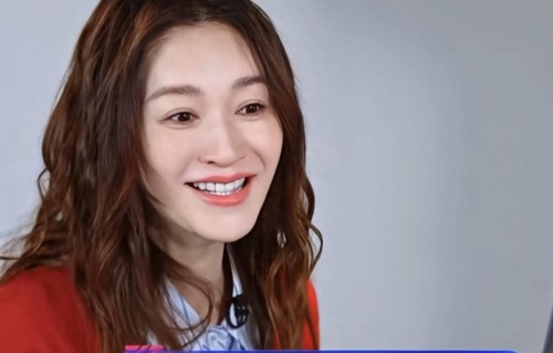 “生图王者”李小冉，抓拍照没崩过，见过她的都说她比电视上好看 