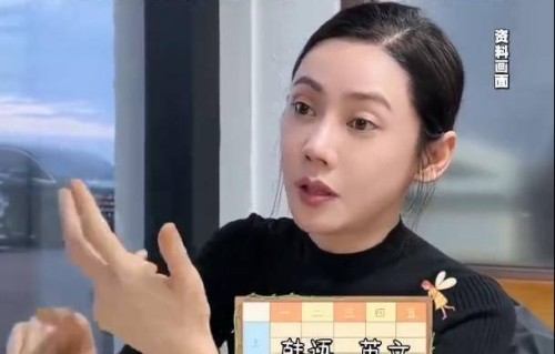 7岁娃学三门语言比妈强！秋瓷炫儿子当翻译，网友：换爸爸那段笑喷了|于晓光|韩语|家庭|大海|外星人