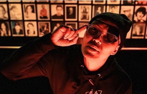 噩讯！42岁好莱坞亚裔男星因罕见癌症离世，留下孤儿寡母令人心碎