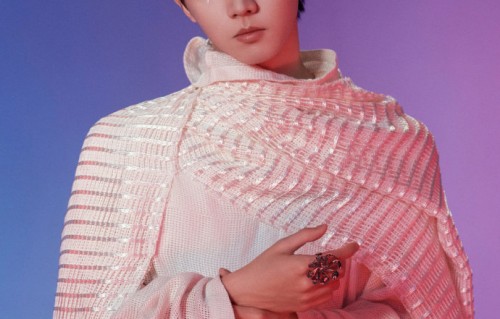 时代少年团发布黑白双生海报,诠释刺即本源主题