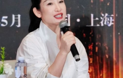 梅花奖在上海｜秦海璐：演了15年《四世同堂》，想演一辈子_文艺范-The Paper