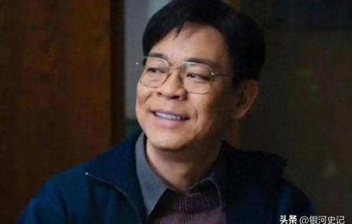 共鸣热血兄弟情，昔日歌王华丽转身，新剧《主角》中孤身逆袭 