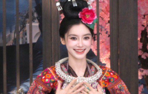 大家怎么看Angelababy的陪伴方式？
