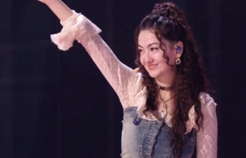 者来女遗憾退场《乘风2026》，谢娜邀请其当演唱会嘉宾，在等者来女微信验证