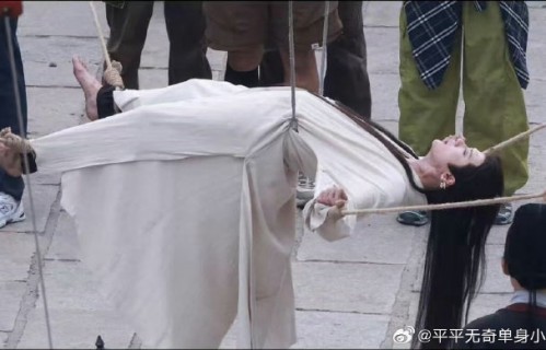 檀健次为什么坚持不用替身和特效来完成这场高难度车裂戏？|肉身|绳索|信仰|肌肉|威亚