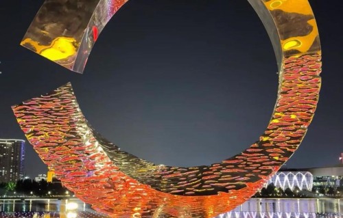 男人心里有了你，他对你，只有这两个字