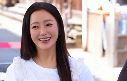 偶遇金喜善乌镇游玩，状态吊打一众韩星！为女儿隐退内幕首度曝光