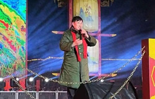 不再忍！跳楼身亡、养私生子谣言缠身，大衣哥回应诽谤案开庭时间 