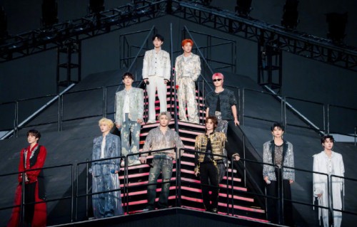 十个勤天在南京启动的巡回演唱会与本次工体演出有什么关联？|618夏日歌会|巡演|舞台|歌会|合体