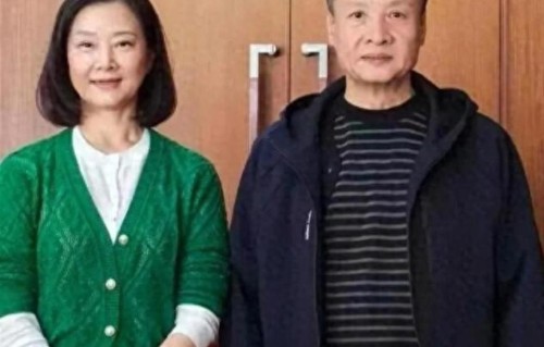 宋祖英近照曝光！昔日辣妹子变慈祥奶奶，这才是人生赢家