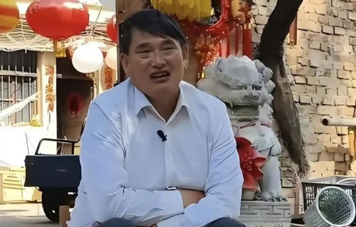 五一商演被保安架着走，都成名15年了，大衣哥朱之文现在还这么火