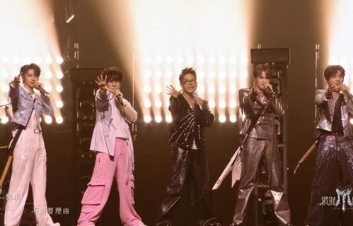 披哥5哥哥都低估了王心凌歌曲力量，当初没人选的歌拿下四公第二