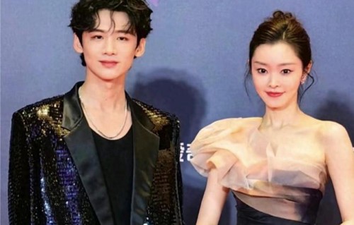 白敬亭宋轶4年拉扯，从见家长，这对才是真夫妻吧！|敬鸿轶瞥|长风渡|柳玉茹|白妈妈|遮阳伞