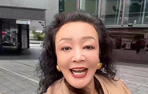 太反常！紧挨儿子家不住，张兰事前扬言晒孙，到台北竟闭口有隐情