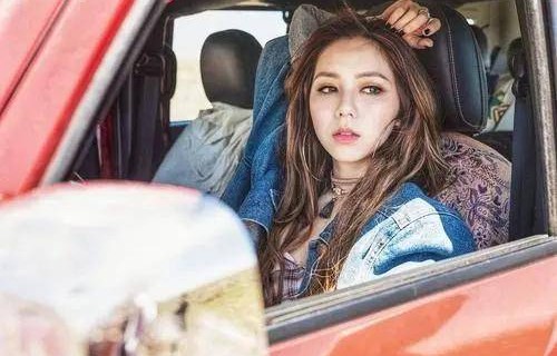 邓紫棋的心脏比常人多一条血管,跑步不能超过3分钟|我要这样生活|宝藏|心室|中气|三分钟