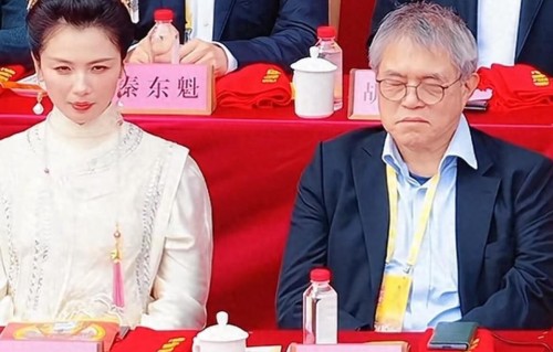 全网刷屏！刘涛霍震宇同框妈祖大典直接封神，网友：天选妈祖！