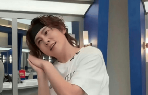 王濛被迫唱甜歌？冬奥魔王张嘴八次说不出话，这反差谁顶得住